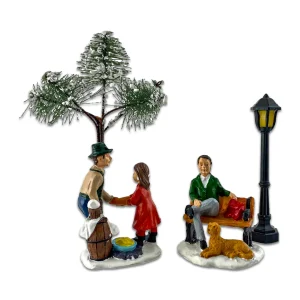 Juego villa navideña con pino, farol y luces 4 piezas (9 cm)